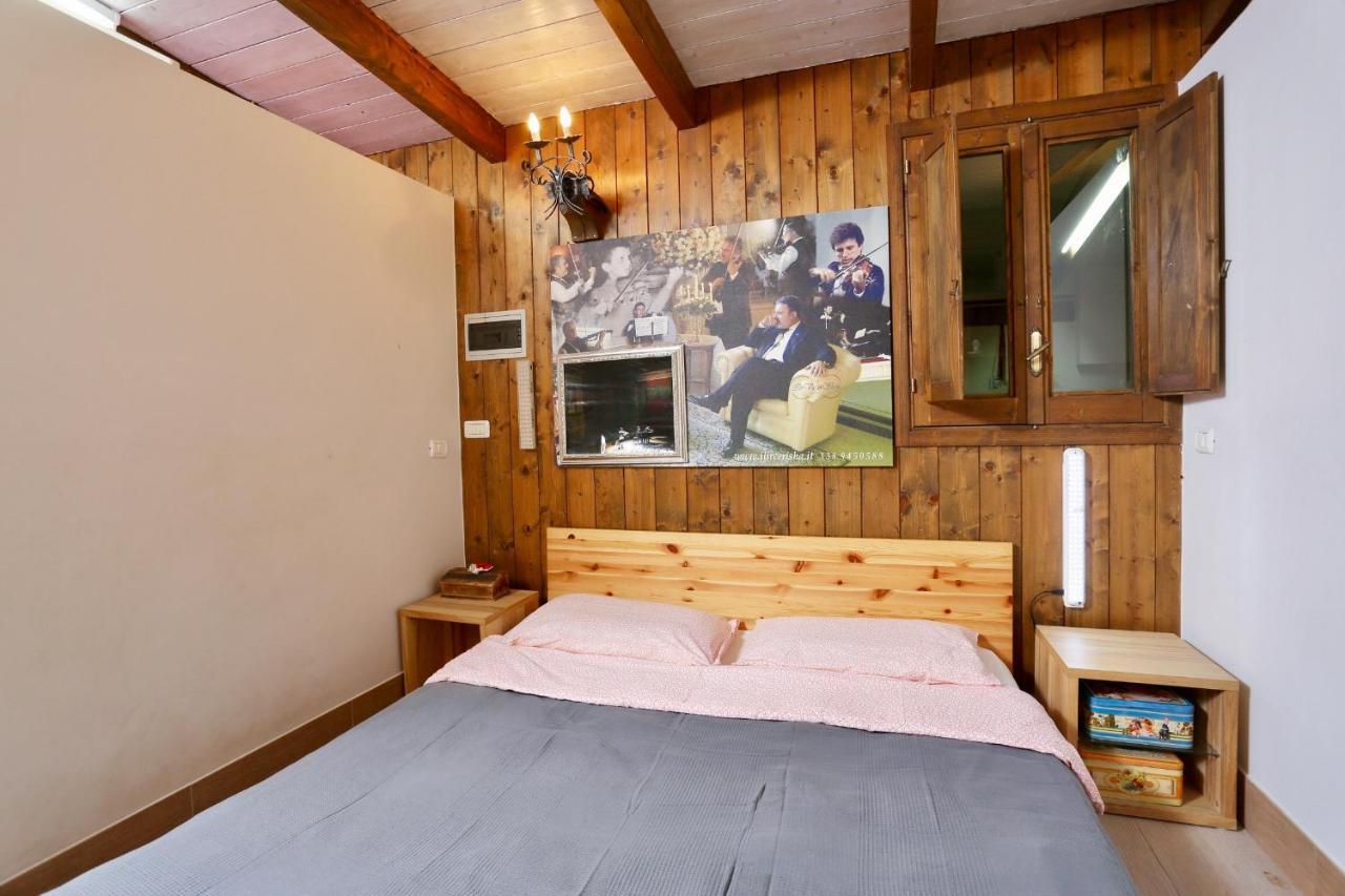Music House A Castellana Grotte Confinante Via Per Turi 500M Dalle Grotte Exteriör bild