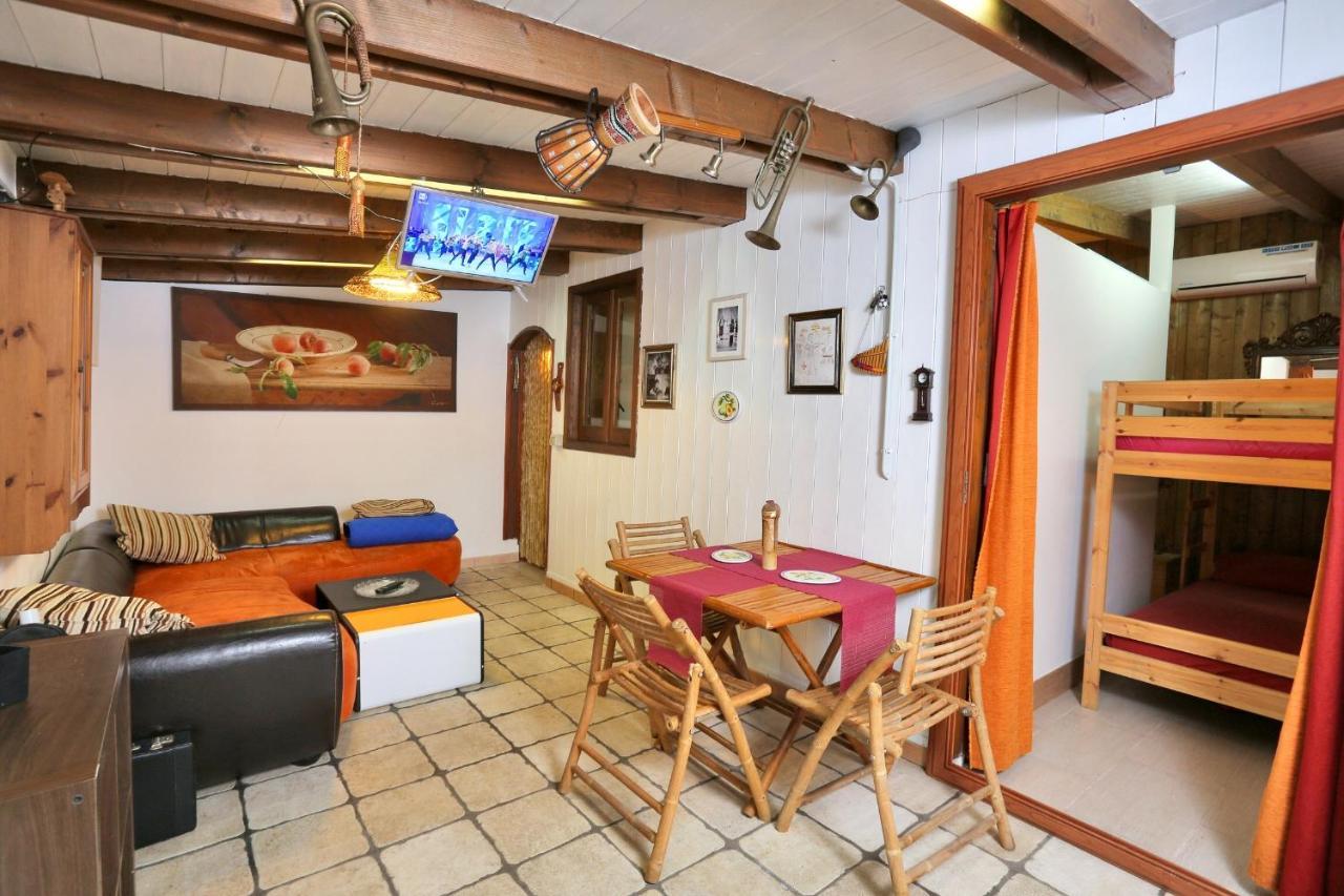 Music House A Castellana Grotte Confinante Via Per Turi 500M Dalle Grotte Exteriör bild