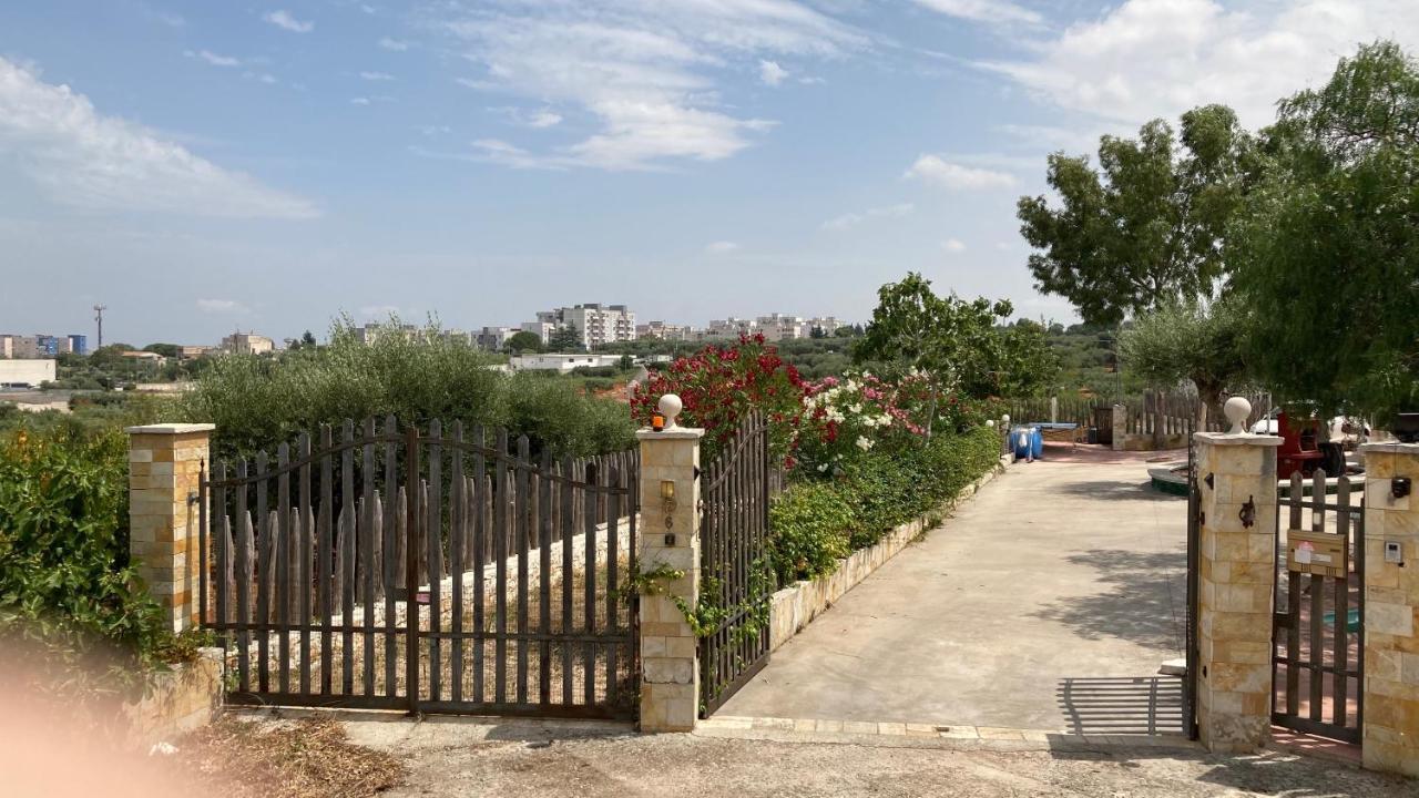 Music House A Castellana Grotte Confinante Via Per Turi 500M Dalle Grotte Exteriör bild