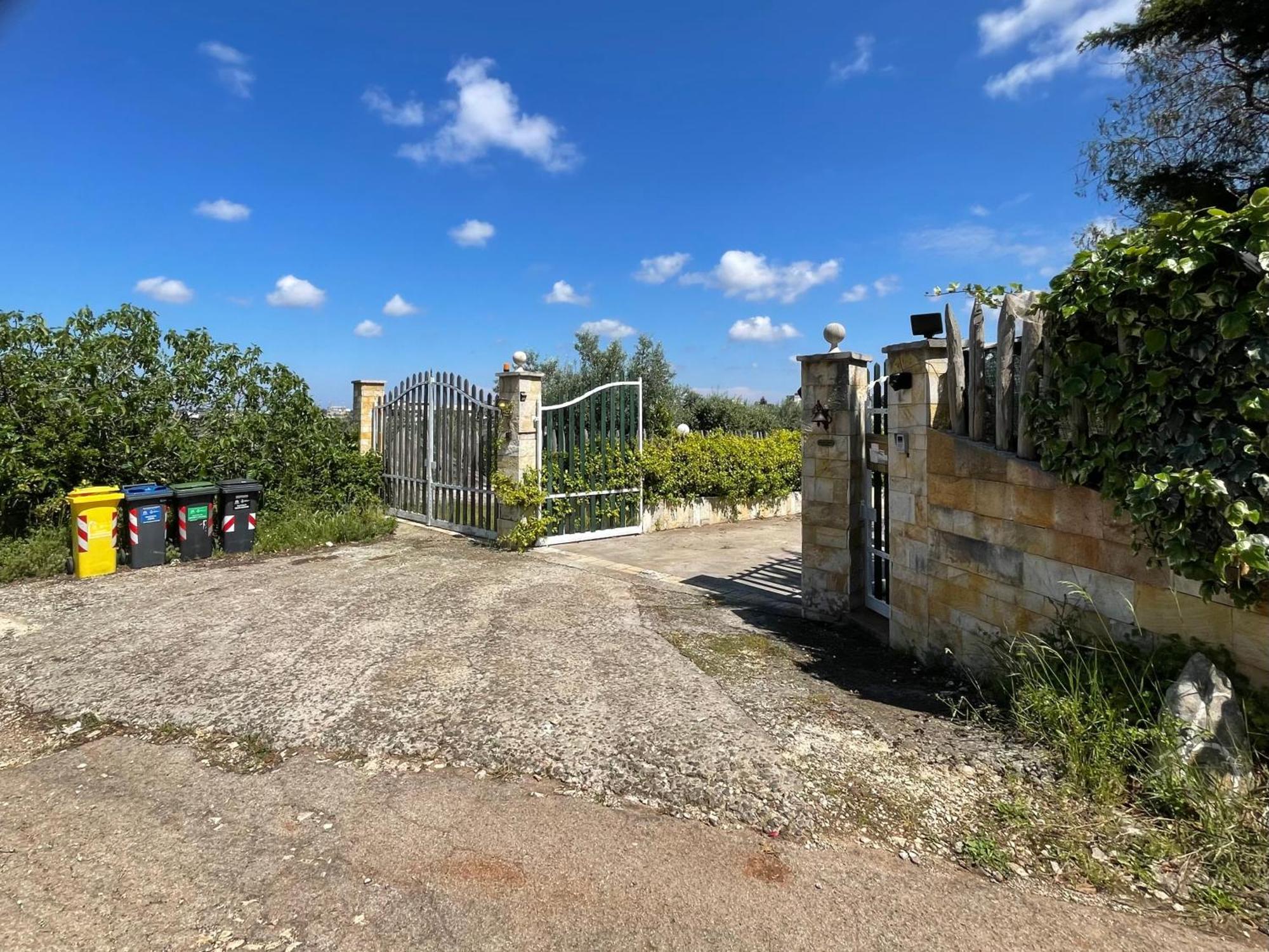 Music House A Castellana Grotte Confinante Via Per Turi 500M Dalle Grotte Exteriör bild